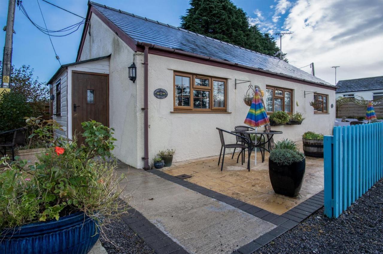 Honeysuckle Cottage - 1 Bedroom Cottage - Amroth Extérieur photo